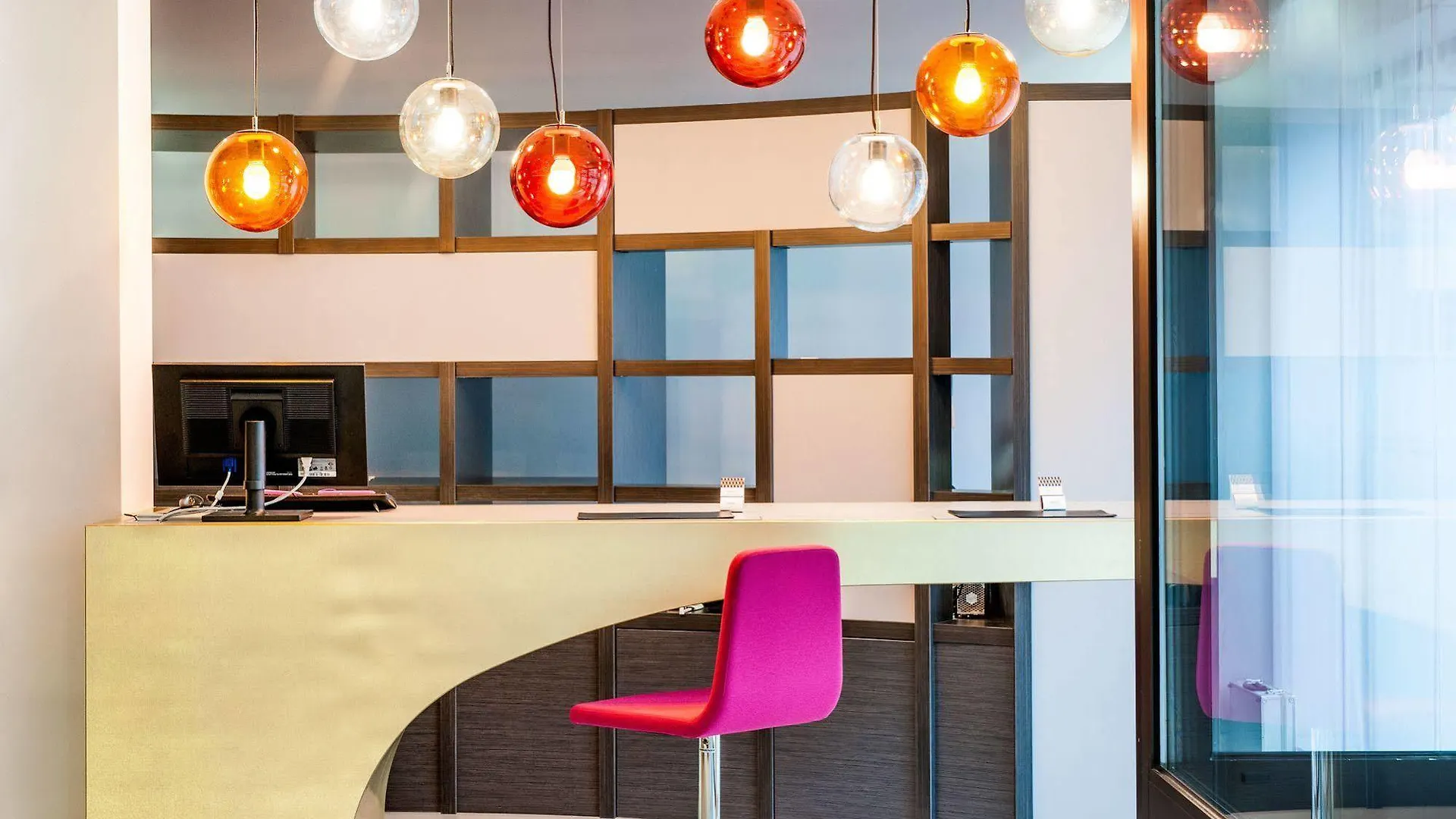 Mercure Hotel Düsseldorf Zentrum 3*,  Deutschland